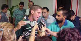 Seiscientos universitarios de EEUU son recibidos en La Habana